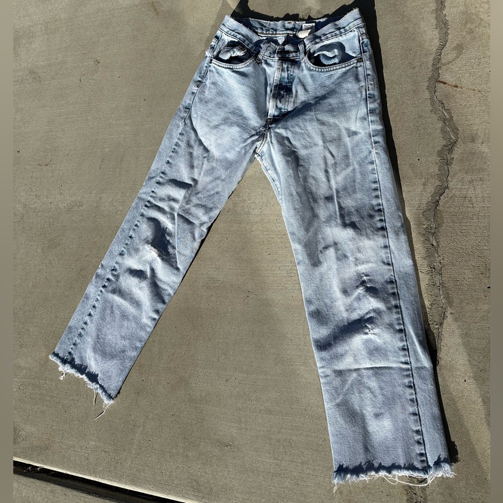 Calvin Klein High Rise Light Wash Distressed Jeans Size 7